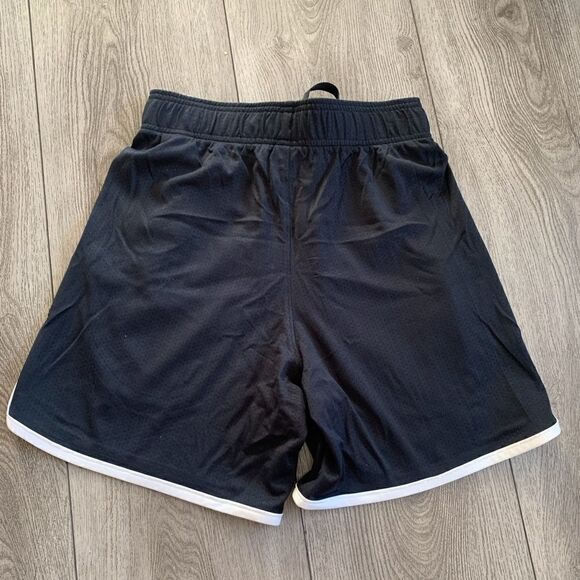 Under Armour Dwayne Johnson men’s size S mesh shorts - Picture 2 of 3